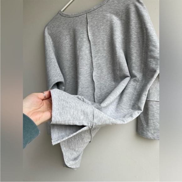 SPANX Perfect Length Dolman Tunic Oversized Sweatshirt Raw Hem Heather Grey- XS - Picture 10 of 13